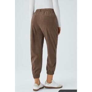 Halara Mid Rise Zipper Pockets Corduroy Casual Joggers Acorn Brown-Size L